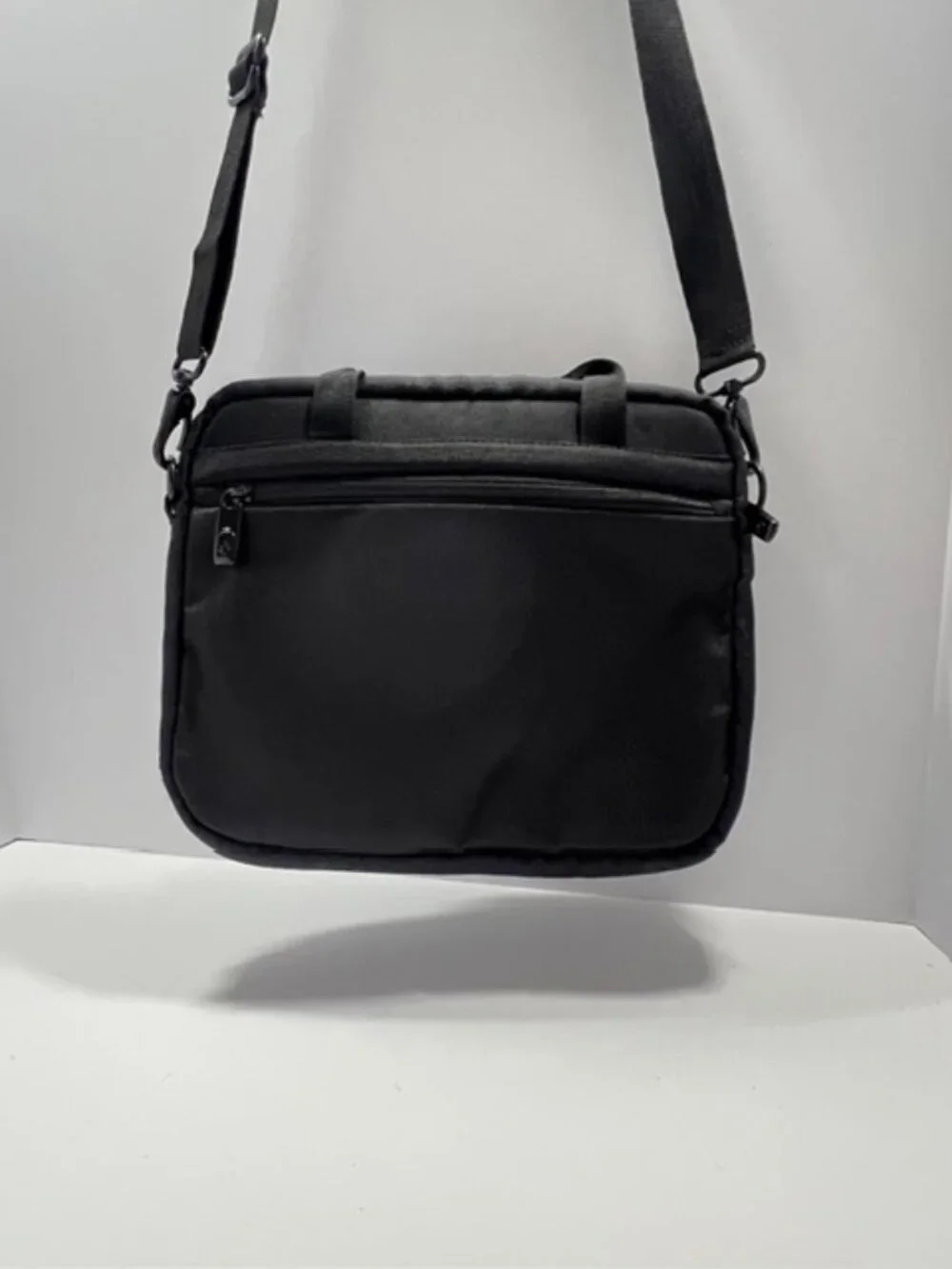 Samsonite Tablet/IPad Padded Case Removable Adjust Shoulder Strap Top-Zip